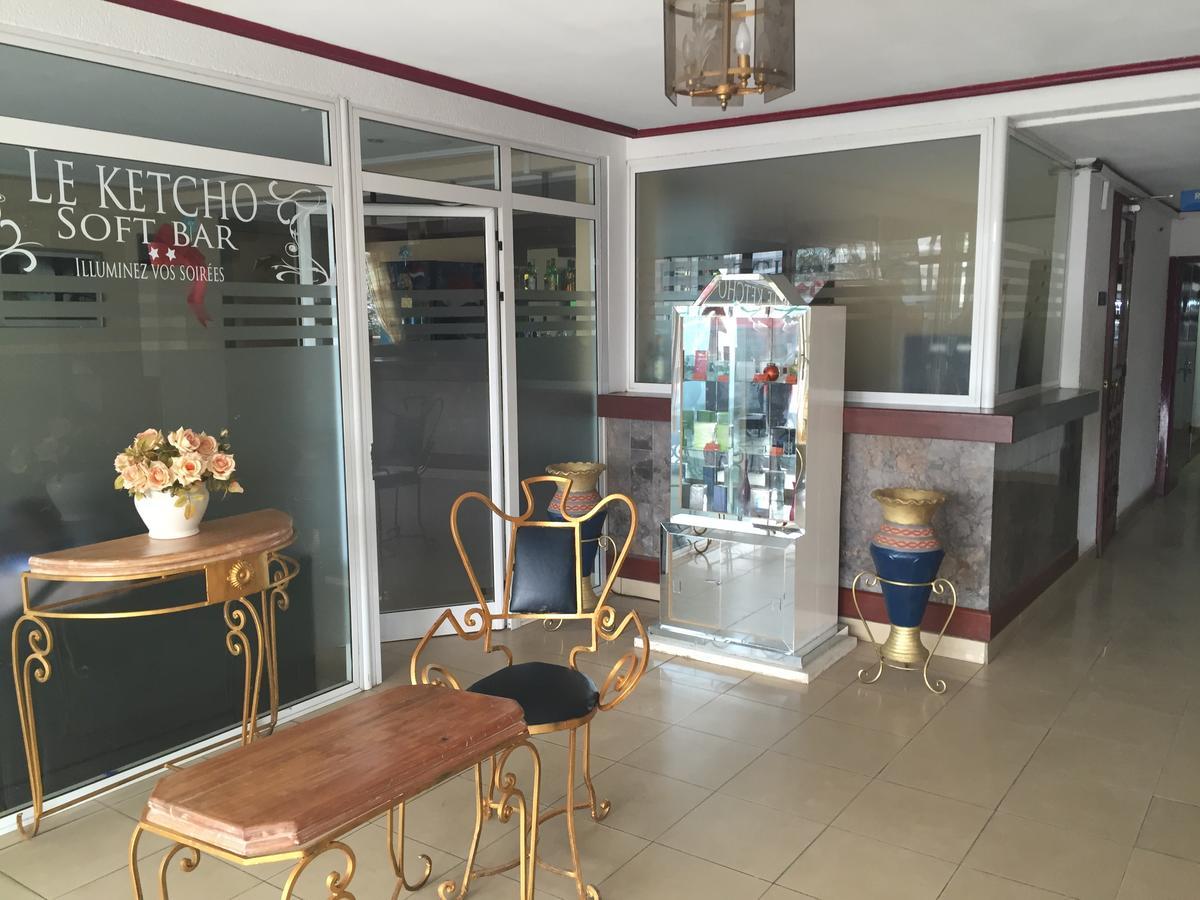 דואלה Hotel Lumiere Akwa מראה חיצוני תמונה