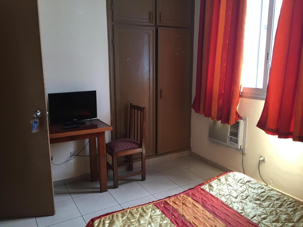 דואלה Hotel Lumiere Akwa מראה חיצוני תמונה